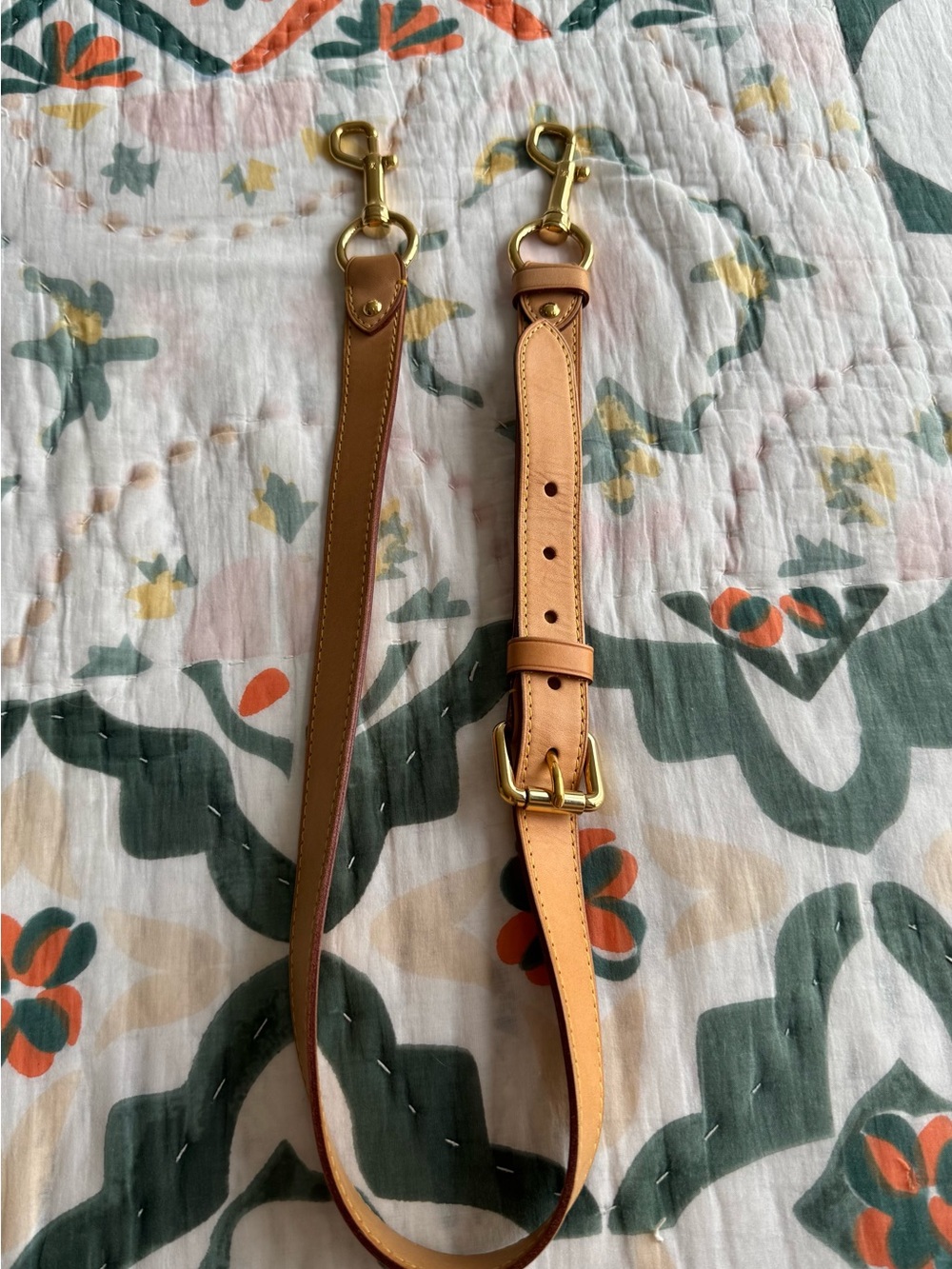 Louis Vuitton 100cm Bandouliere Natural Vachetta Leather Strap w Gold Hardware